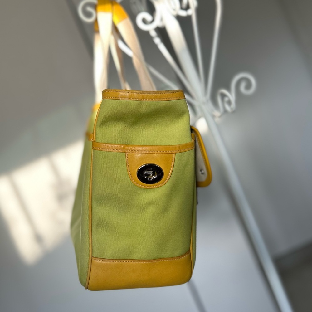 Coach Vintage Garden Tote Green Apple/ Yellow - Picture 3 of 16